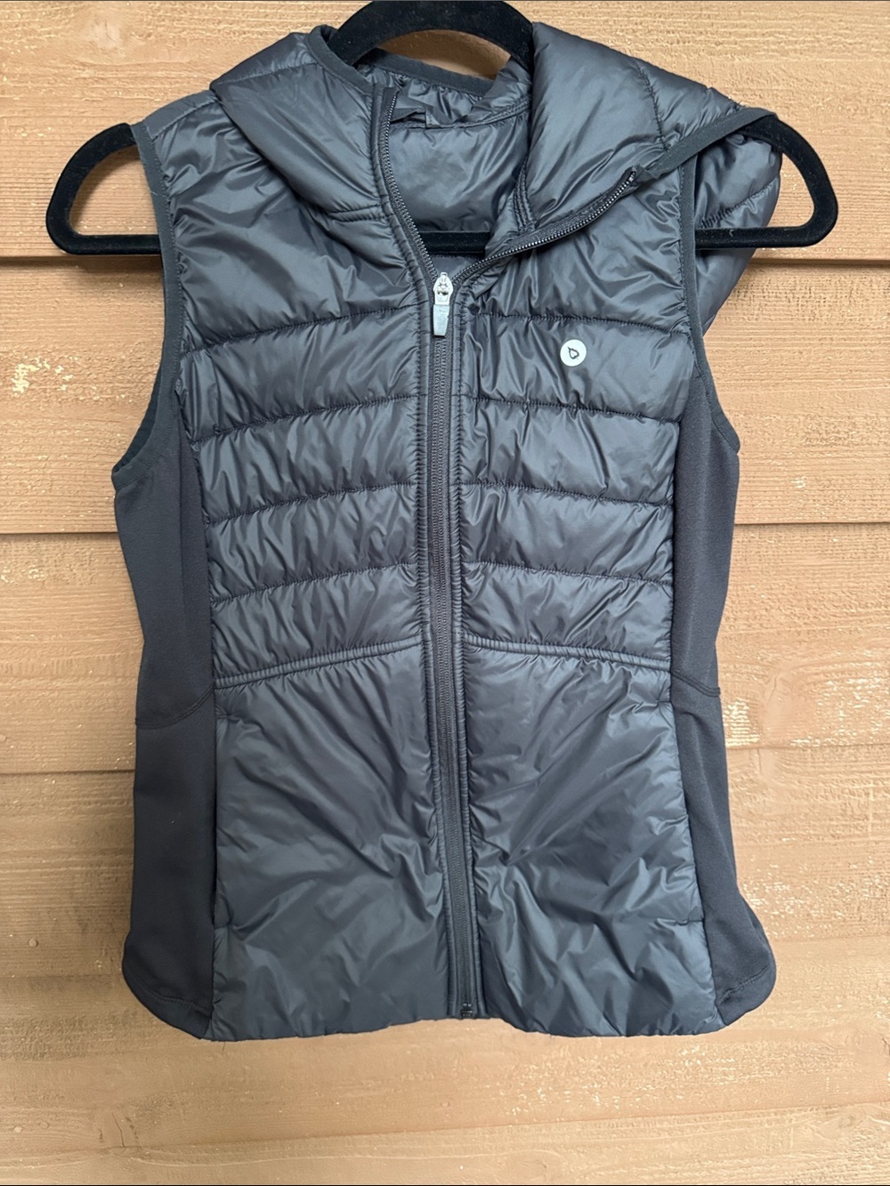 Baleaf Women's Black Sorona Aura Hooded Vest size Small